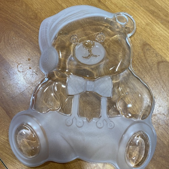 Mikasa, holiday bear platter. - Picture 5 of 10